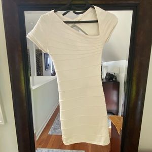 White short sleeve dress